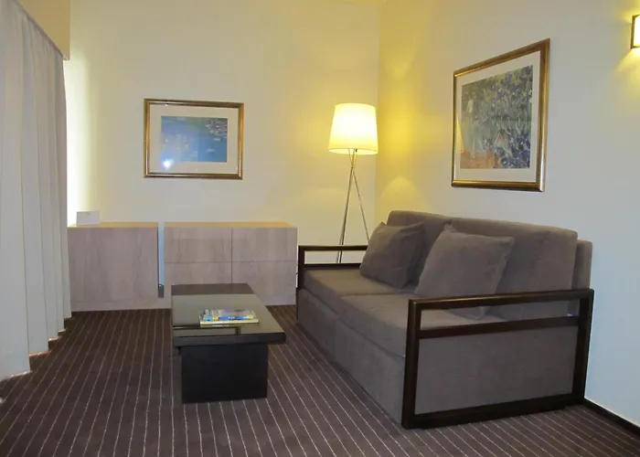 Hotel Girassol - Suite Hotel